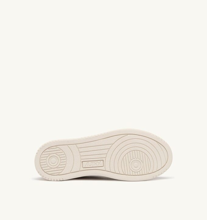 BASKETS MEDALIST LOW EN NAPPA BLANCO INVERNAL BASKETS MEDALIST LOW EN NAPPA BLANCO INVERNAL