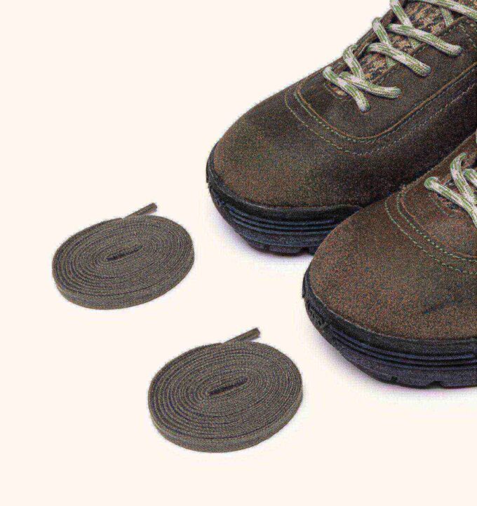 BOTAS MALGA EN PIEL NOBUCK Y MALLA COLOR HIERBA Y MUSGO