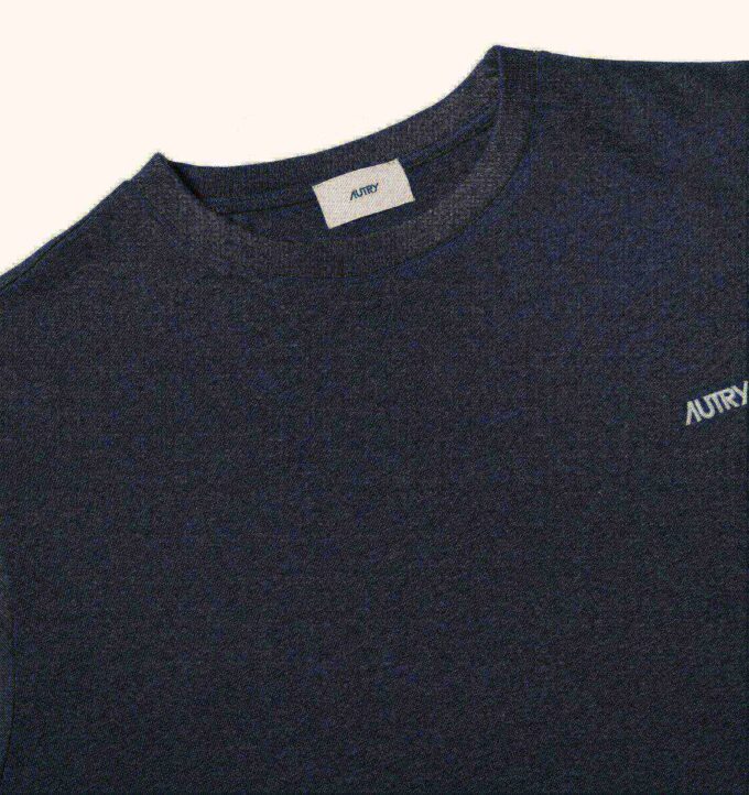 CAMISETA CON LOGO BORDADO PARA MUJER CAMISETA CON LOGO BORDADO PARA MUJER