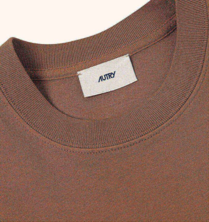 CAMISETA CUADRADA CON LOGO TONAL PARA MUJER CAMISETA CUADRADA CON LOGO TONAL PARA MUJER