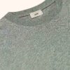 CAMISETA UNISEX CON ESTAMPADO DE BANDERAS EN LA ESPALDA