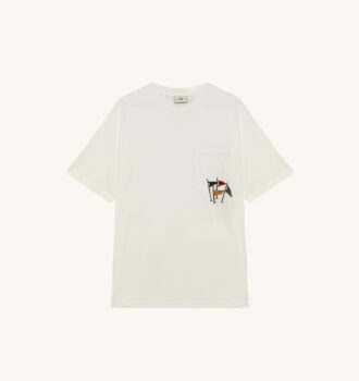CAMISETA UNISEX CON ESTAMPADO DE BOLSILLO Y BANDERAS