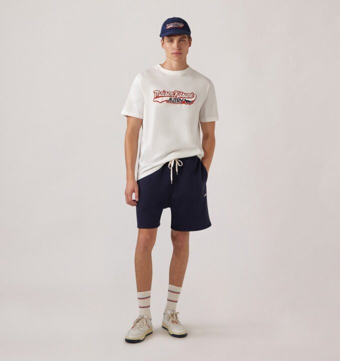 CAMISETA UNISEX CON LOGO DE AUTRY ‘MAISON KITSUNÉ’ CAMISETA UNISEX CON LOGO DE AUTRY ‘MAISON KITSUNÉ’