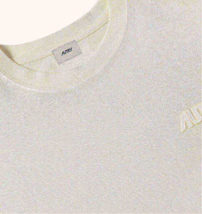 CAMISETA UNISEX CON LOGOTIPO TONAL CAMISETA UNISEX CON LOGOTIPO TONAL