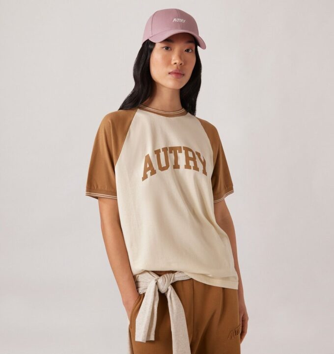 CAMISETA UNIVERSITARIA MUJER CAMISETA UNIVERSITARIA MUJER