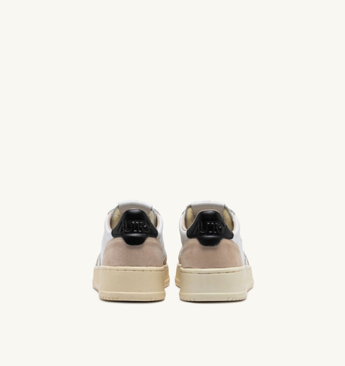 CESTA MEDALISTA BAJA EN CUIR BLANC ET NOIR ET DAIM BEIGE CESTA MEDALISTA BAJA EN CUIR BLANC ET NOIR ET DAIM BEIGE