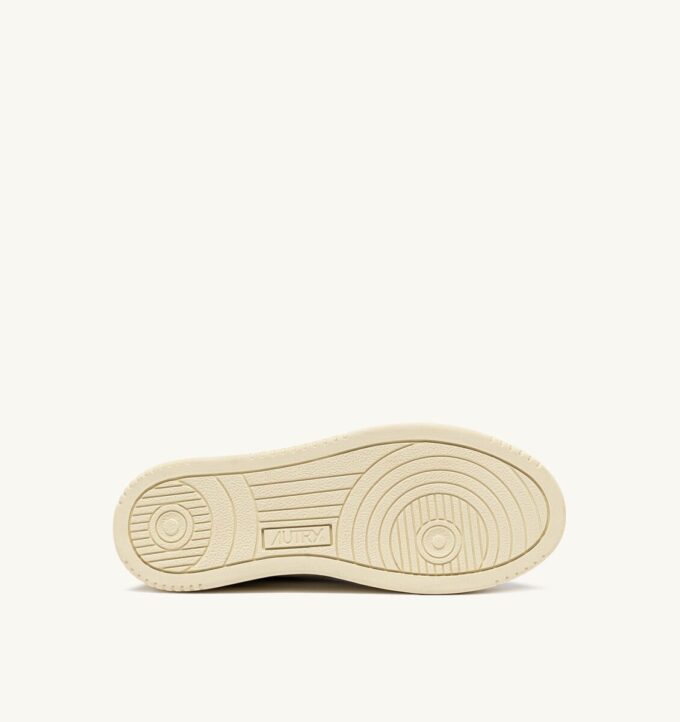 CESTA MEDALISTA LOW EN CUIR ET DAIM BLANC ET TEAROSE CESTA MEDALISTA LOW EN CUIR ET DAIM BLANC ET TEAROSE