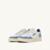 CESTA MEDALISTA LOW EN DAIM ET CUIR BLANC ET CLAUDIA CESTA MEDALISTA LOW EN DAIM ET CUIR BLANC ET CLAUDIA