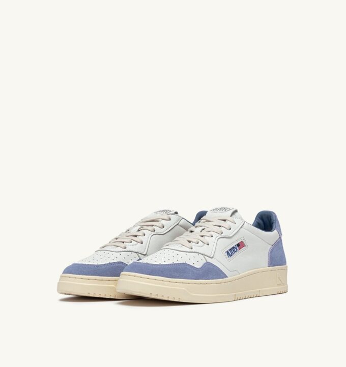 CESTA MEDALISTA LOW EN DAIM ET CUIR BLANC ET CLAUDIA CESTA MEDALISTA LOW EN DAIM ET CUIR BLANC ET CLAUDIA