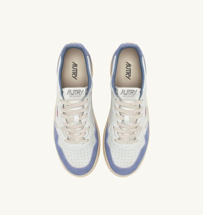CESTA MEDALISTA LOW EN DAIM ET CUIR BLANC ET CLAUDIA CESTA MEDALISTA LOW EN DAIM ET CUIR BLANC ET CLAUDIA