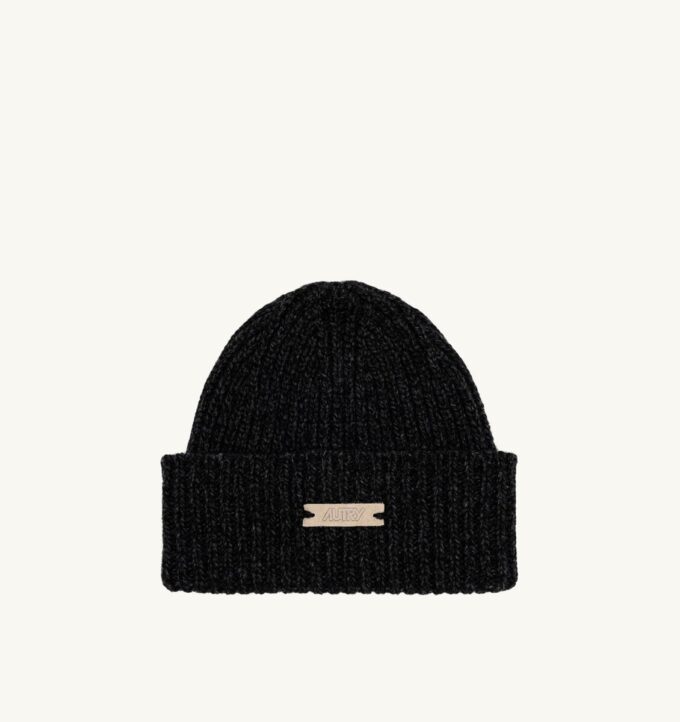 GORRO UNISEX CON PARCHE DE LOGO