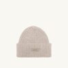 GORRO UNISEX CON PARCHE DE LOGO