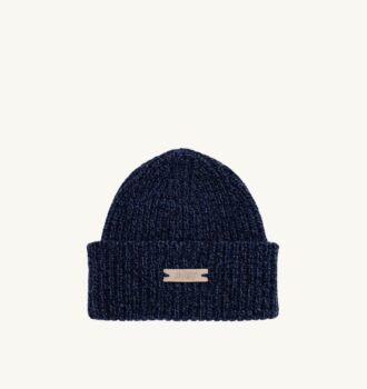GORRO UNISEX CON PARCHE DE LOGO