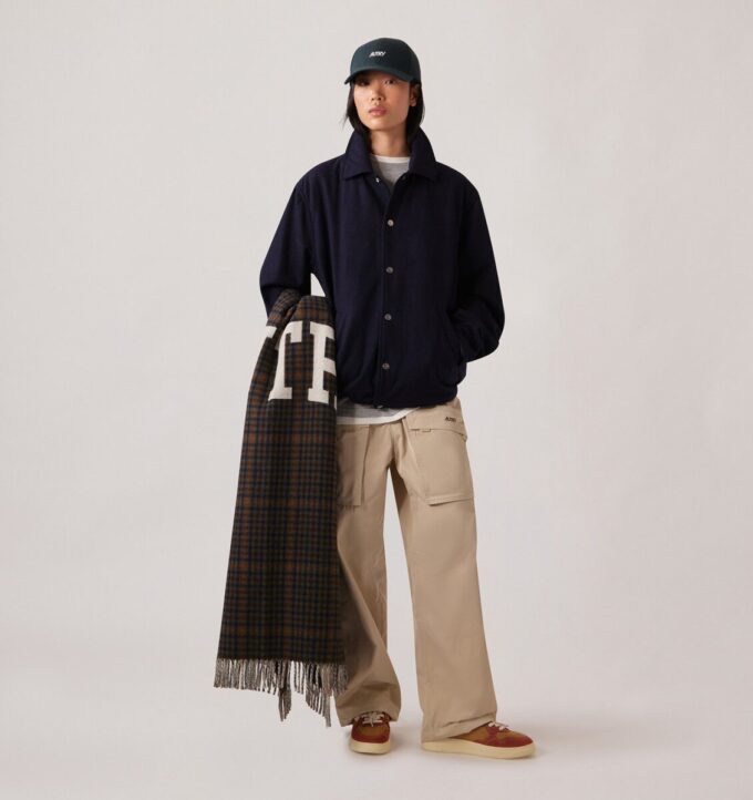 MANTA UNISEX DE CUADROS CON LOGO MAXI