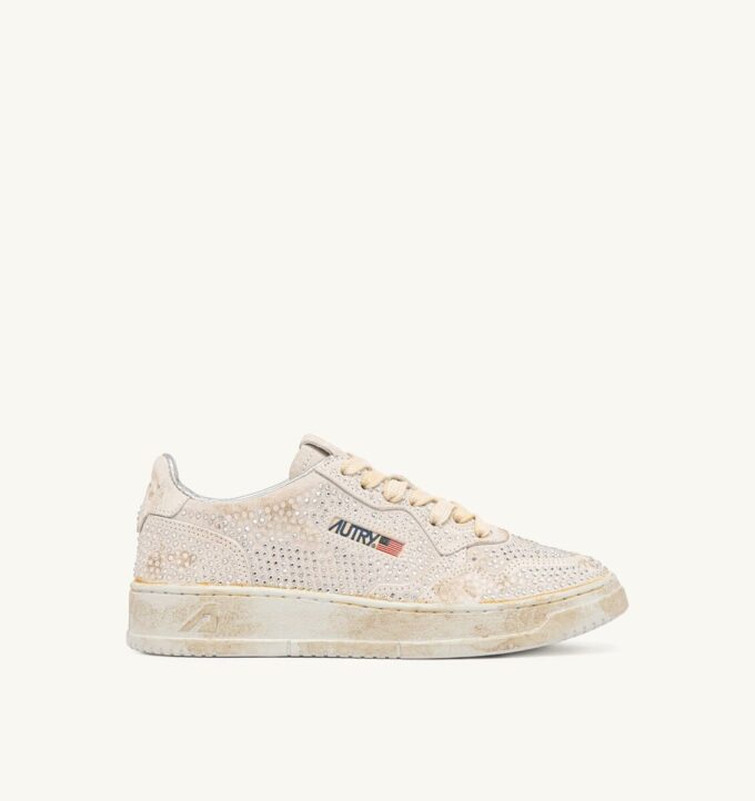 MEDALIST LOW ‘CRYSTAL’ ZAPATILLAS CON MICRO DIAMANTES BLANCAS MEDALIST LOW ‘CRYSTAL’ ZAPATILLAS CON MICRO DIAMANTES BLANCAS