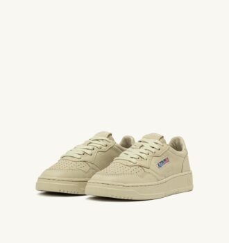 MEDALLISTA DE BASKETS LOW EN NAPPA HAY