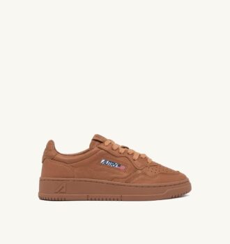 medallista de baskets low en nappa sand storm 1 330x350 - MEDALLISTA DE BASKETS LOW EN NAPPA SAND STORM