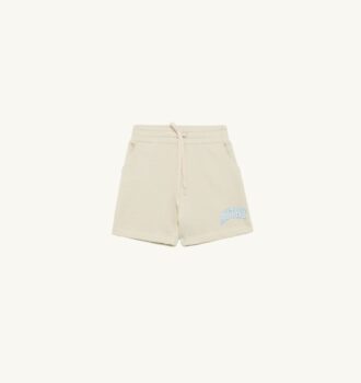 PANTALÓN CORTO PARA NIÑOS CON LOGOTIPO UNIVERSITARIO IMPRESO