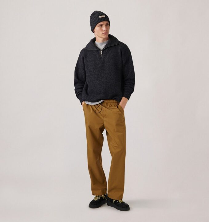 PANTALÓN DE NYLON TÉCNICO PARA LA LLUVIA UNISEX PANTALÓN DE NYLON TÉCNICO PARA LA LLUVIA UNISEX