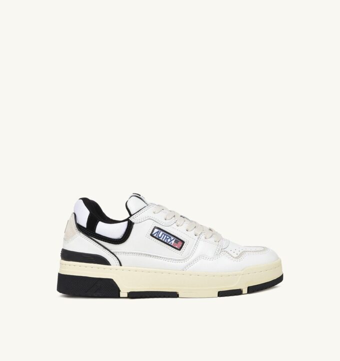 ZAPATILLAS BAJAS CLC DE PIEL BLANCA Y ANTE NEGRO