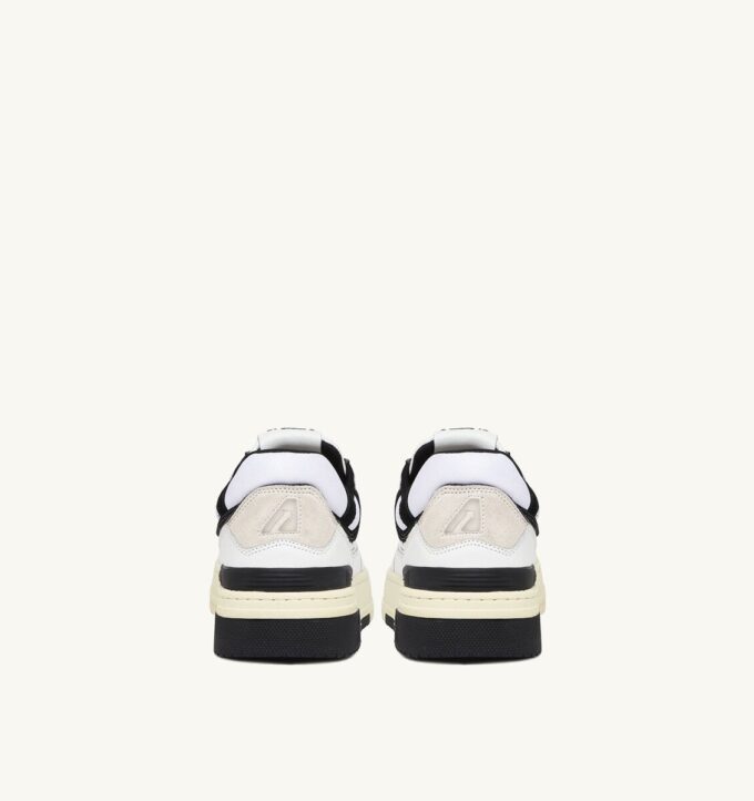 ZAPATILLAS BAJAS CLC DE PIEL BLANCA Y ANTE NEGRO