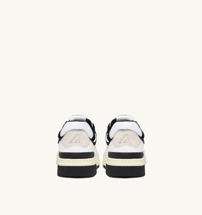 ZAPATILLAS BAJAS CLC DE PIEL BLANCA Y ANTE NEGRO ZAPATILLAS BAJAS CLC DE PIEL BLANCA Y ANTE NEGRO