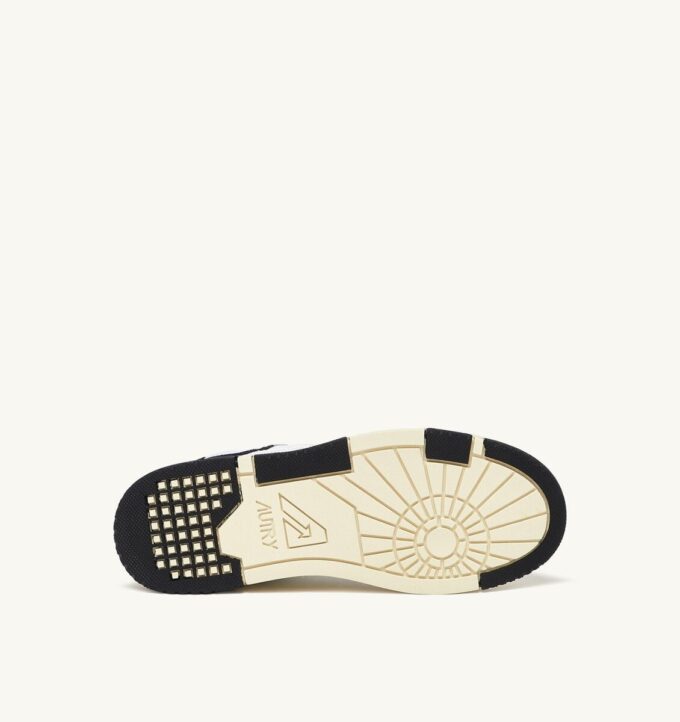 ZAPATILLAS BAJAS CLC DE PIEL BLANCA Y ANTE NEGRO ZAPATILLAS BAJAS CLC DE PIEL BLANCA Y ANTE NEGRO