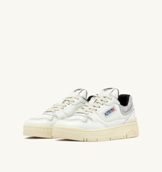 ZAPATILLAS BAJAS CLC DE PIEL BLANCA Y ANTE PLATEADO