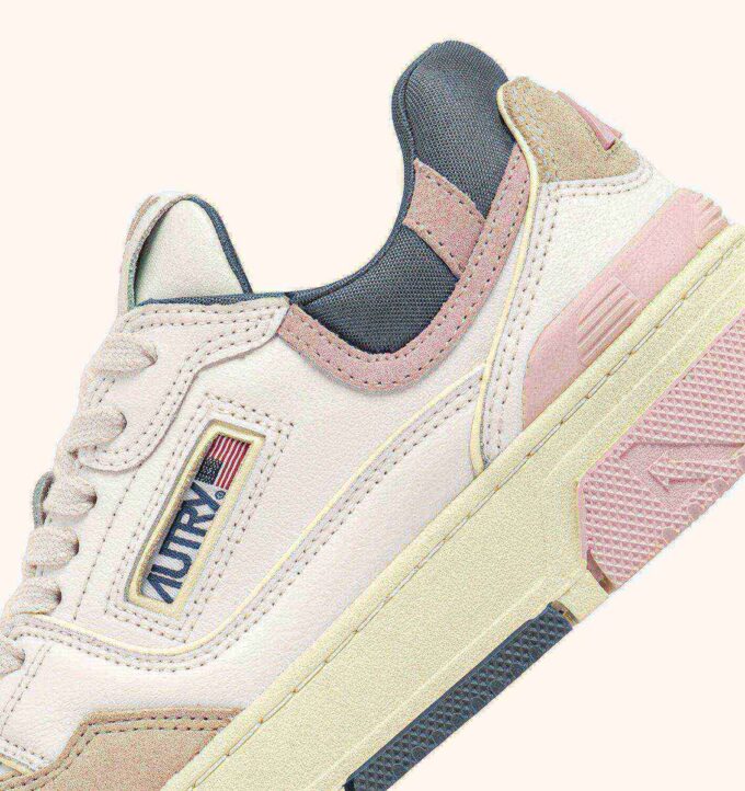 ZAPATILLAS BAJAS CLC EN ANTE BLANCO Y MELOCOTÓN ZAPATILLAS BAJAS CLC EN ANTE BLANCO Y MELOCOTÓN