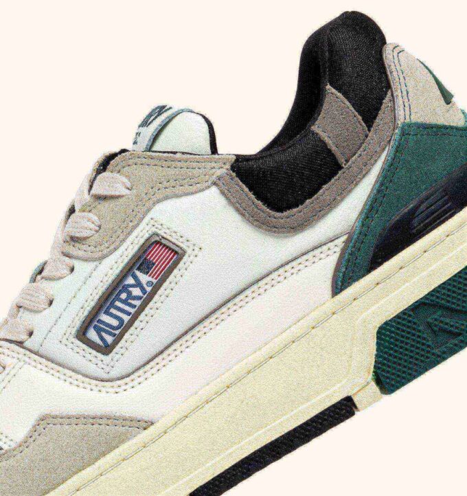 ZAPATILLAS BAJAS CLC EN ANTE Y PIEL BLANCO Y FORESTAL ZAPATILLAS BAJAS CLC EN ANTE Y PIEL BLANCO Y FORESTAL