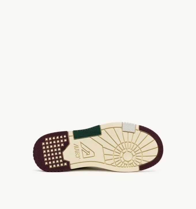 ZAPATILLAS BAJAS CLC EN ANTE Y PIEL COLOR MARFIL, BLANCO Y BURDEOS ZAPATILLAS BAJAS CLC EN ANTE Y PIEL COLOR MARFIL, BLANCO Y BURDEOS