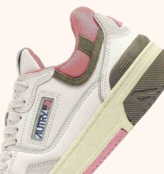 ZAPATILLAS BAJAS CLC EN PIEL ANTE BLANCA Y GERANIO