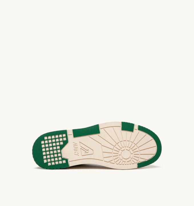ZAPATILLAS BAJAS CLC EN PIEL BLANCA Y ANTE AMAZÓNICO