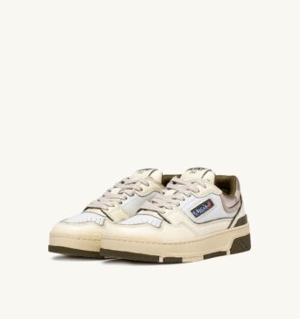 ZAPATILLAS BAJAS CLC EN PIEL DE LAGARTO BLANCO SUSURRO Y PLATINO ZAPATILLAS BAJAS CLC EN PIEL DE LAGARTO BLANCO SUSURRO Y PLATINO