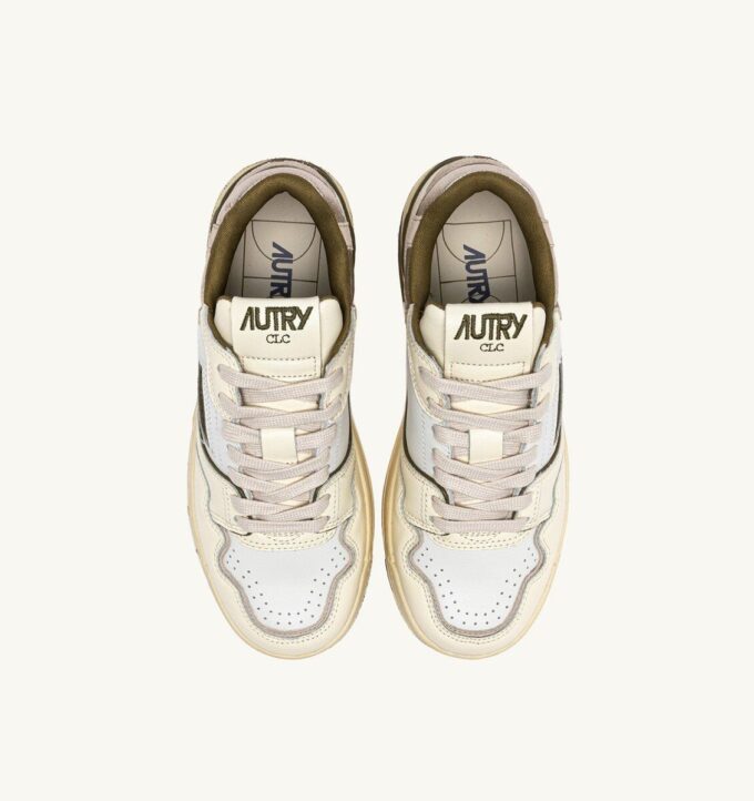 ZAPATILLAS BAJAS CLC EN PIEL DE LAGARTO BLANCO SUSURRO Y PLATINO ZAPATILLAS BAJAS CLC EN PIEL DE LAGARTO BLANCO SUSURRO Y PLATINO