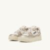 ZAPATILLAS BAJAS CLC EN PIEL PLATINO Y ANTE ZAPATILLAS BAJAS CLC EN PIEL PLATINO Y ANTE