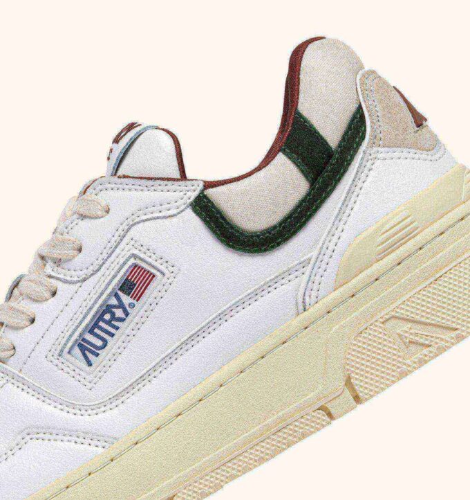 ZAPATILLAS BAJAS CLC EN PIEL SECUOIA BLANCA Y MONTAÑA