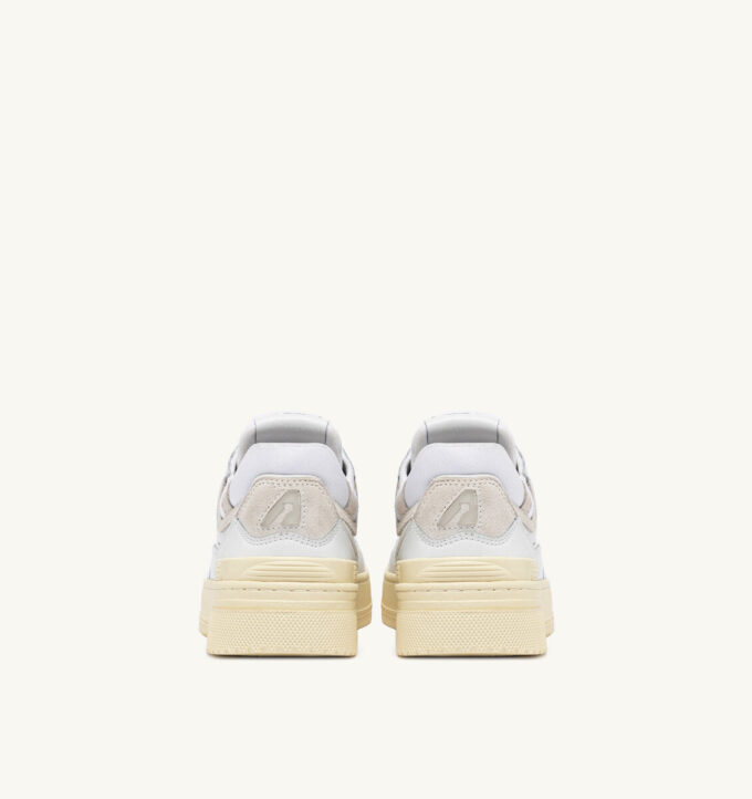 ZAPATILLAS BAJAS CLC EN PIEL Y ANTE BLANCOS ZAPATILLAS BAJAS CLC EN PIEL Y ANTE BLANCOS