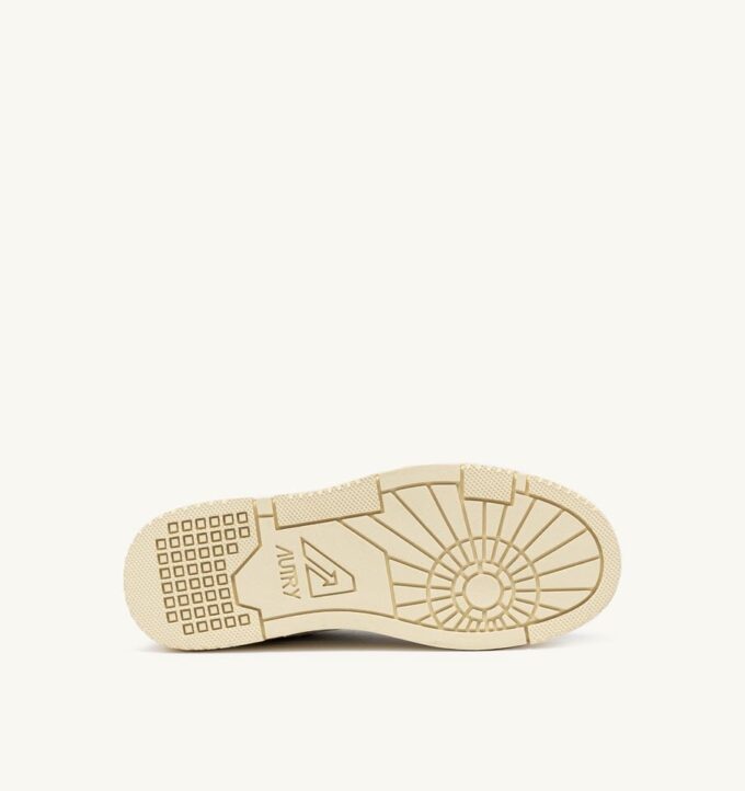 ZAPATILLAS BAJAS CLC EN PIEL Y ANTE BLANCOS ZAPATILLAS BAJAS CLC EN PIEL Y ANTE BLANCOS