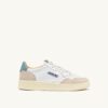 ZAPATILLAS BAJAS MEDALIST DE PIEL ANTE BLANCA Y AZUL PLATEADO ZAPATILLAS BAJAS MEDALIST DE PIEL ANTE BLANCA Y AZUL PLATEADO