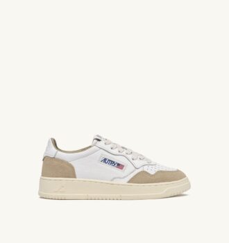 ZAPATILLAS BAJAS MEDALIST DE PIEL BLANCA Y ANTE ESPONJOSO ZAPATILLAS BAJAS MEDALIST DE PIEL BLANCA Y ANTE ESPONJOSO
