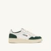 ZAPATILLAS BAJAS MEDALIST DE PIEL BLANCA Y ANTE VERDE BOTELLA ZAPATILLAS BAJAS MEDALIST DE PIEL BLANCA Y ANTE VERDE BOTELLA