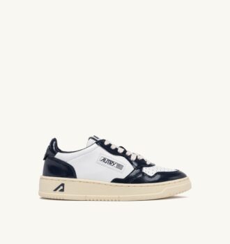 ZAPATILLAS BAJAS MEDALIST DE PIEL BLANCA Y AZUL NOCHE
