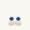 ZAPATILLAS BAJAS MEDALIST DE PIEL BLANCA Y AZUL PALACIO CON LETRAS ZAPATILLAS BAJAS MEDALIST DE PIEL BLANCA Y AZUL PALACIO CON LETRAS
