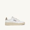 ZAPATILLAS BAJAS MEDALIST DE PIEL BLANCA Y DORADA