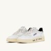 ZAPATILLAS BAJAS MEDALIST DE PIEL BLANCA Y NEGRA CON LETRAS ZAPATILLAS BAJAS MEDALIST DE PIEL BLANCA Y NEGRA CON LETRAS
