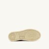 ZAPATILLAS BAJAS MEDALIST DE PIEL BLANCA Y NEGRA Y ANTE BEIGE ZAPATILLAS BAJAS MEDALIST DE PIEL BLANCA Y NEGRA Y ANTE BEIGE