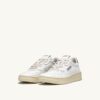 ZAPATILLAS BAJAS MEDALIST DE PIEL BLANCA Y PLATEADA