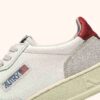 ZAPATILLAS BAJAS MEDALIST DE PIEL BLANCA Y ROJA Y ANTE BEIGE ZAPATILLAS BAJAS MEDALIST DE PIEL BLANCA Y ROJA Y ANTE BEIGE