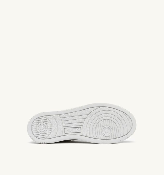 ZAPATILLAS BAJAS MEDALIST DE PIEL LAVADA A PIEDRA BLANCA ZAPATILLAS BAJAS MEDALIST DE PIEL LAVADA A PIEDRA BLANCA